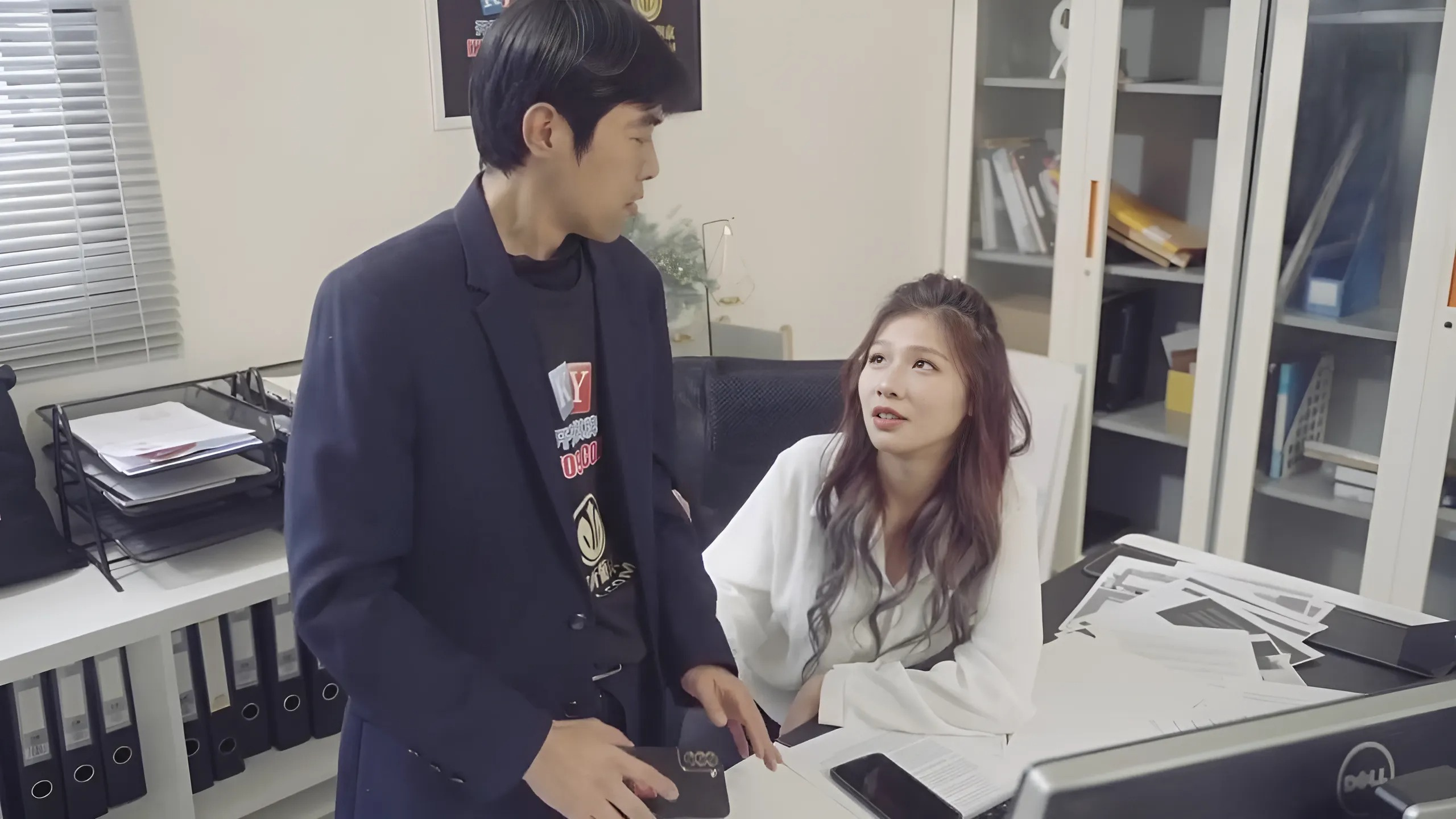 XSJKY-052 เลขาสุดเท่ของเจ้านายฉัน